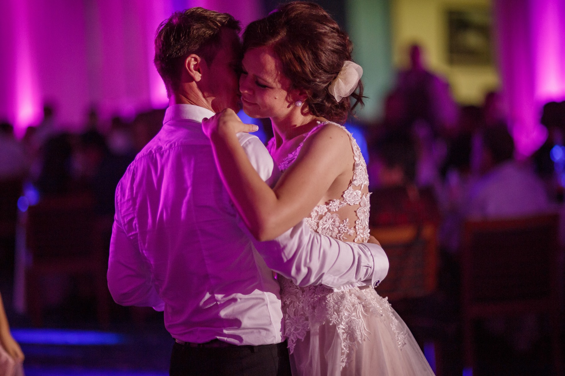 880 Anelia & Vencislav